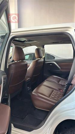 ميتسوبيشي اوتلاندر